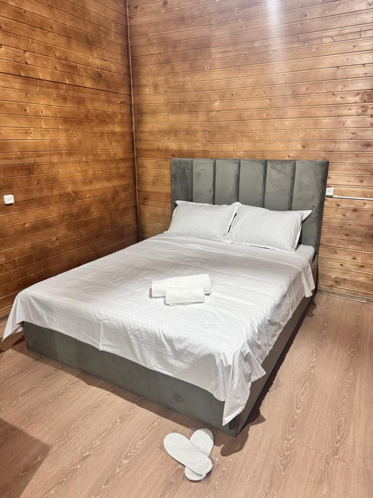 Hovakimyans Hotel P'arak'ar Εξωτερικό φωτογραφία